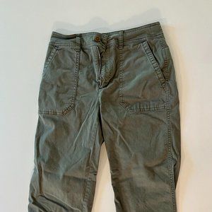Like New GAP Women's High Rise Girlfriend Utility Khakis, Mesculen Green